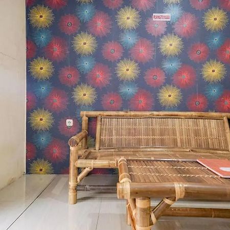ホテル Reddoorz Near Ekowisata Mangrove Belawan エクステリア 写真